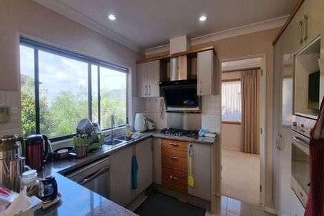 Photo of property in 72 Gracechurch Drive, Flat Bush, Auckland, 2016