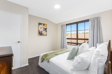 Photo of property in 31 Burbank Crescent, Churton Park, Wellington, 6037