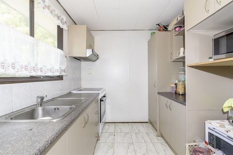 Photo of property in 12 Cameron Place, Ranui, Auckland, 0612