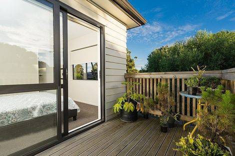 Photo of property in 43a Catkin Crescent, Papatoetoe, Auckland, 2025