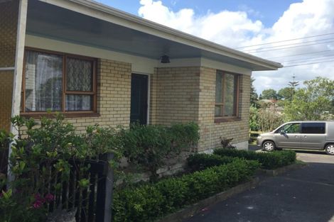 Photo of property in 52 Butterworth Drive, Glendene, Auckland, 0602