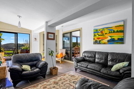 Photo of property in 27 Waterview Crescent, Kaiwaka, 0573