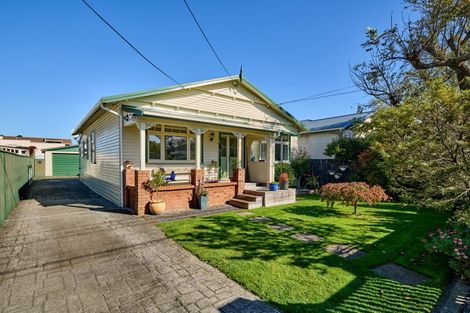 Photo of property in 160 Knights Road, Hutt Central, Lower Hutt, 5011