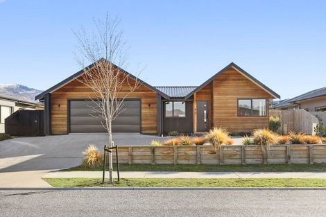 Photo of property in 9 Tahi Street, Albert Town, Wanaka, 9305