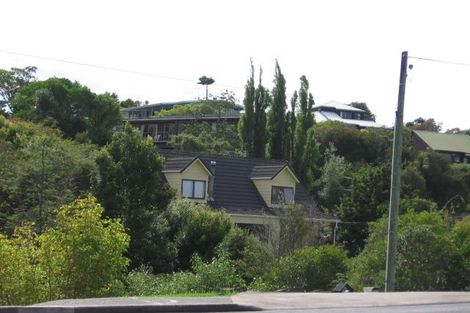 Photo of property in 2/962 Beach Road, Torbay, Auckland, 0630