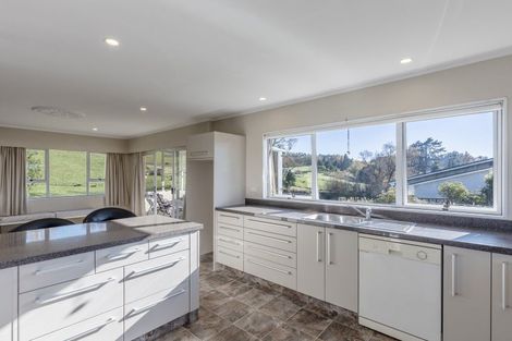 Photo of property in 208 Adelaide Road, Dannevirke, 4930