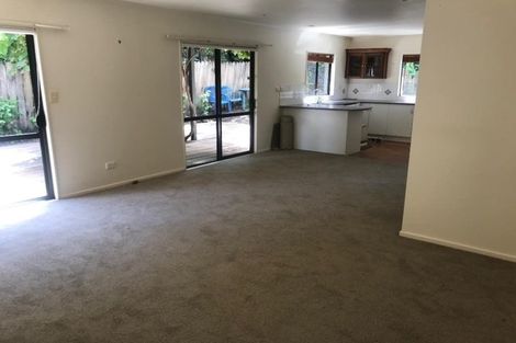 Photo of property in 1/66 Seaview Road, Glenfield, Auckland, 0629