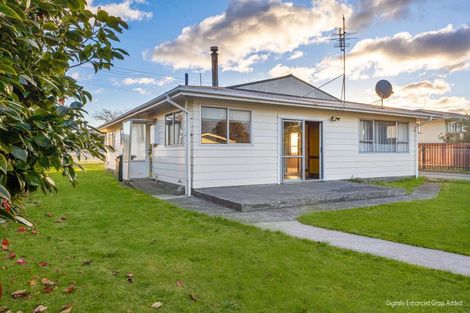 Photo of property in 114 Cordelia Street, Stratford, 4332