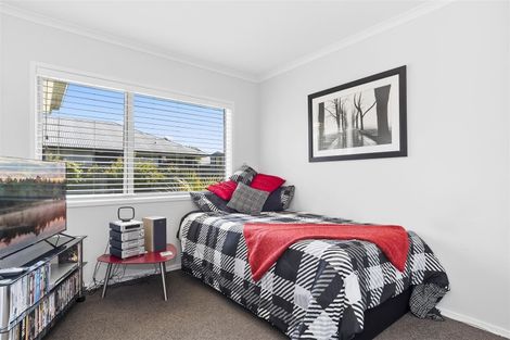 Photo of property in 10 Montia Close, Papamoa Beach, Papamoa, 3118