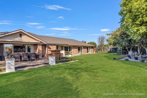 Photo of property in 16 Hemingway Place, Spencerville, Christchurch, 8083