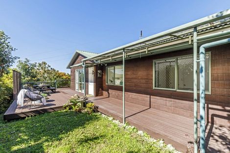 Photo of property in 18 Edgeworth Road, Glenfield, Auckland, 0629