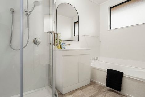 Photo of property in 5 Rigter Place, Enderley, Hamilton, 3214