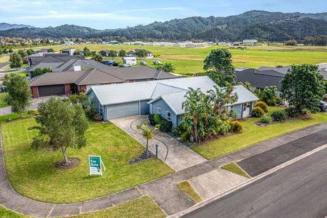 Photo of property in 1 Bravo Place, Whitianga, 3510
