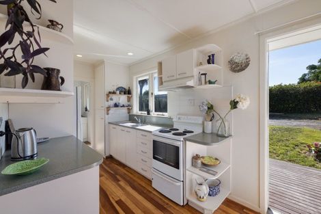 Photo of property in 10 Kingswood Road, Brookfield, Tauranga, 3110