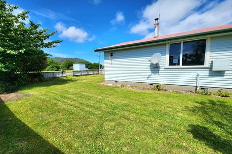 Photo of property in 16a Collins Street, Blaketown, Greymouth, 7805