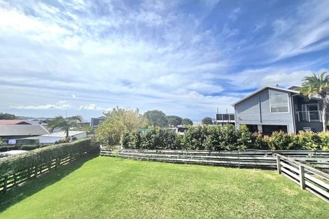 Photo of property in 18 Kahurangi Place, Snells Beach, 0920