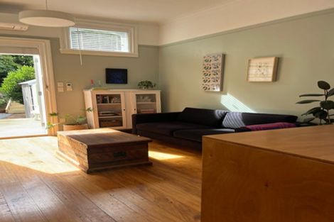Photo of property in 172 Aro Street, Aro Valley, Wellington, 6021