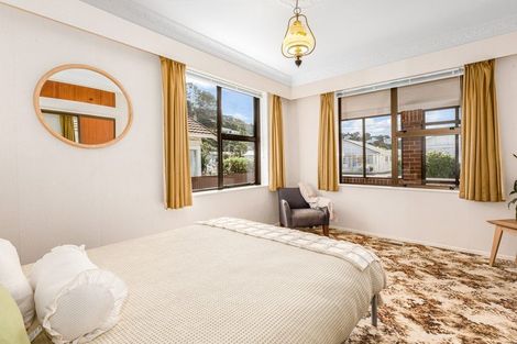 Photo of property in 53 Mersey Street, Island Bay, Wellington, 6023