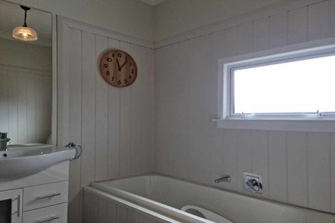 Photo of property in 183 Coronation Avenue, Welbourn, New Plymouth, 4310