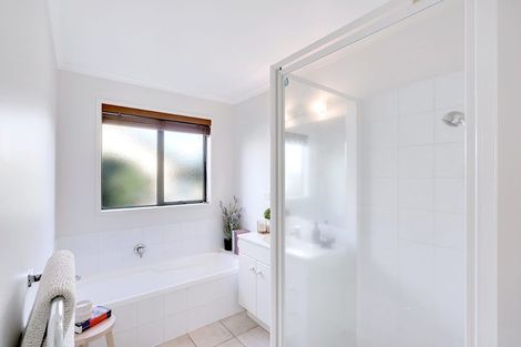 Photo of property in 99 Rototuna Road, Rototuna, Hamilton, 3210