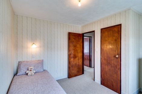 Photo of property in 1 Lowther Place, Taradale, Napier, 4112