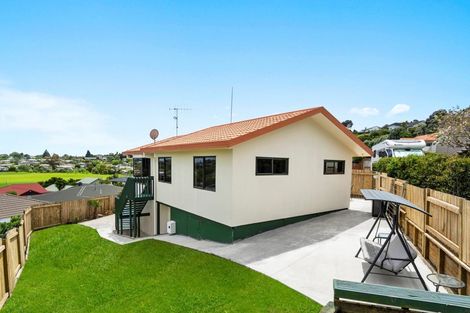 Photo of property in 4b Cynthia Place, Bellevue, Tauranga, 3110