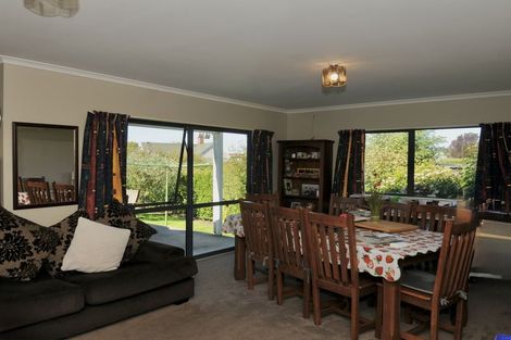 Photo of property in 9 Pitman Place, Waimate, 7924