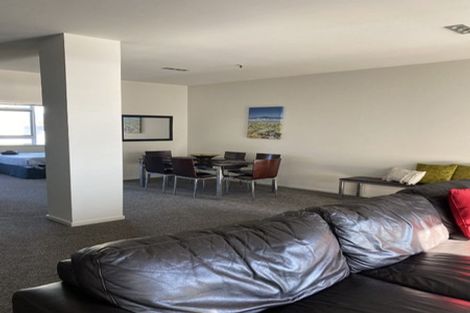 Photo of property in 22 Liardet Apartments, 13/20 Liardet Street, New Plymouth, 4310