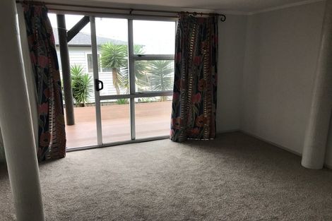 Photo of property in 334a Glenvar Road, Torbay, Auckland, 0630