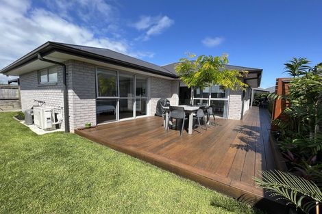 Photo of property in 6 Warlock Way, Papamoa, 3118