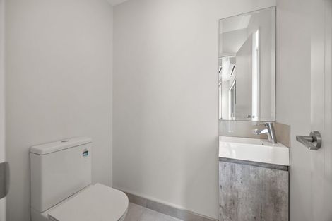 Photo of property in 4 Meritage Lane, Te Atatu South, Auckland, 0610