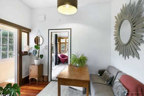 Photo of property in 6 Governor Road, Northland, Wellington, 6012