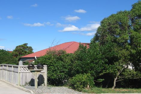 Photo of property in 2a Karamu Street, Ngaio, Wellington, 6035