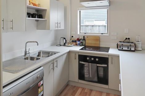 Photo of property in 103f5 Rongotai Road, Kilbirnie, Wellington, 6022