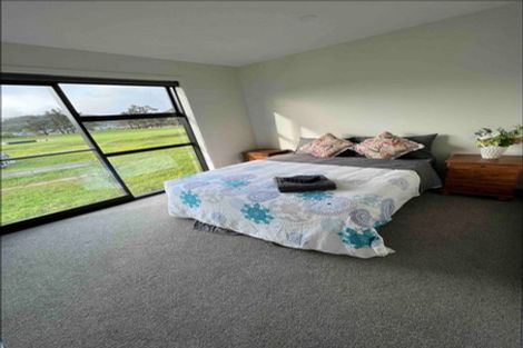 Photo of property in 39 Te Ara O Papatahi, Wainuiomata, Lower Hutt, 5014