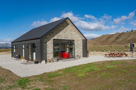 Photo of property in 217 Stevenson Road, Wanaka, 9382