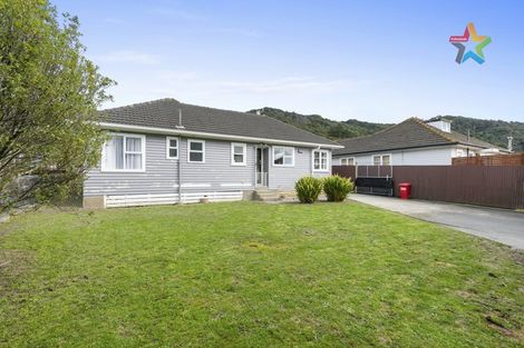 Photo of property in 32 Karaka Street, Wainuiomata, Lower Hutt, 5014
