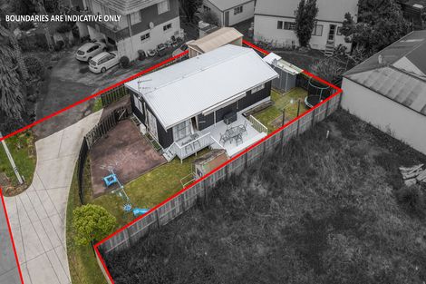Photo of property in 67b Manuroa Road, Takanini, 2112