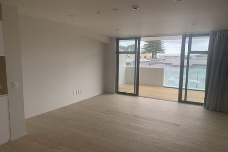 Photo of property in 4/388 Hibiscus Coast Highway, Orewa, 0931