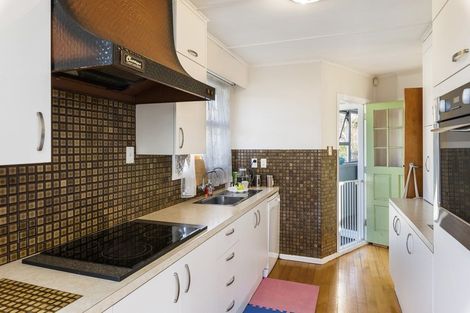 Photo of property in 61 Martin Road, Paraparaumu Beach, Paraparaumu, 5032