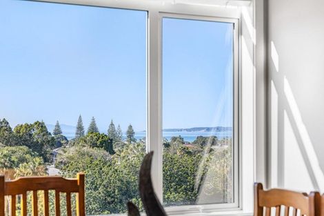 Photo of property in 72 Landmark Terrace, Orewa, 0931