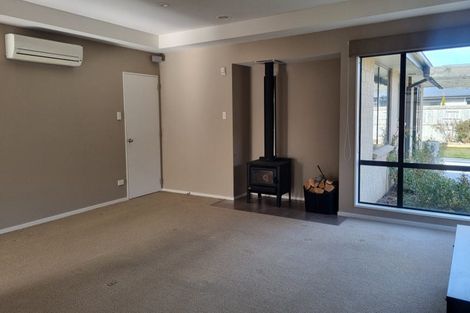Photo of property in 17 Hampstead Close, Rangiora, 7400