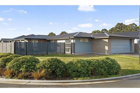 Photo of property in 1 Fry Place, Rolleston, 7614