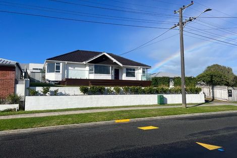 Photo of property in 11 Chilman Street, Strandon, New Plymouth, 4312