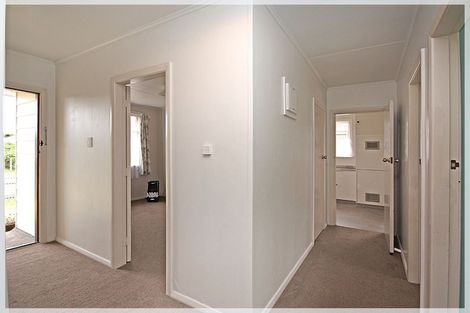 Photo of property in 13 Hinemoa Street, Levin, 5510