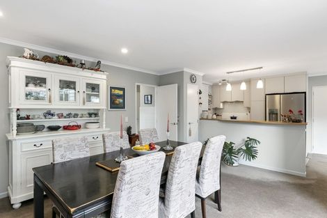 Photo of property in 2/6 The Parade, Island Bay, Wellington, 6023