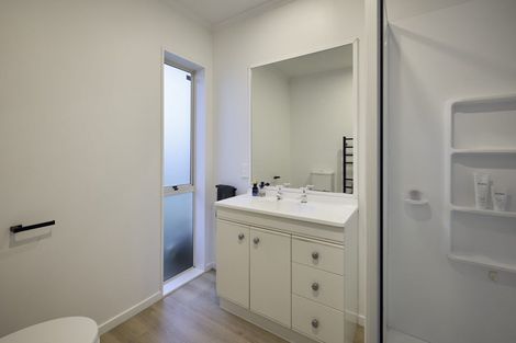 Photo of property in 22 Lotus Avenue, Mount Maunganui, 3116