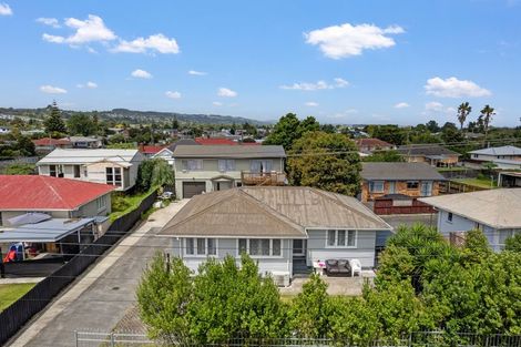Photo of property in 135 Clevedon Road, Papakura, 2110