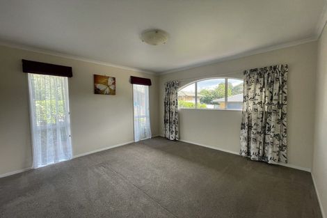 Photo of property in 16 Amherst Place, Albany, Auckland, 0632