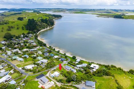 Photo of property in 9 Rigby Street, Whakapirau, 0583